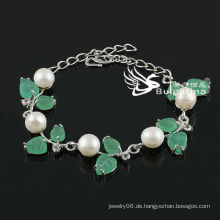 Neue Entwurfs-weiße simulierte Perlen-Armband-Fabrik-Preis-Art- und Weisearmbänder u. Armbänder 2013 neuer Entwurf
